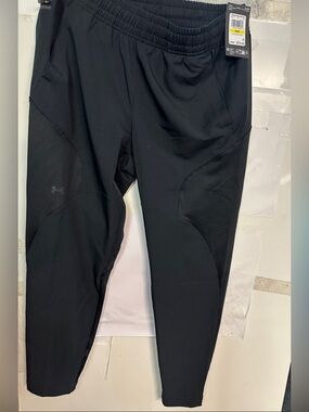 Under Armour Men’s Black Athletic Joggers
